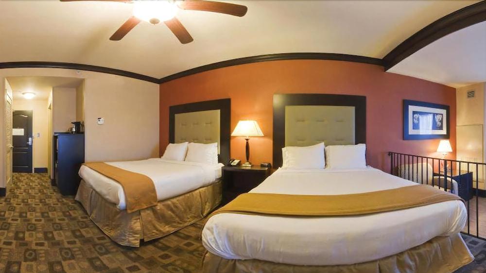 Holiday Inn Express Hotel & Suites Columbia-Fort Jackson By Ihg Екстер'єр фото